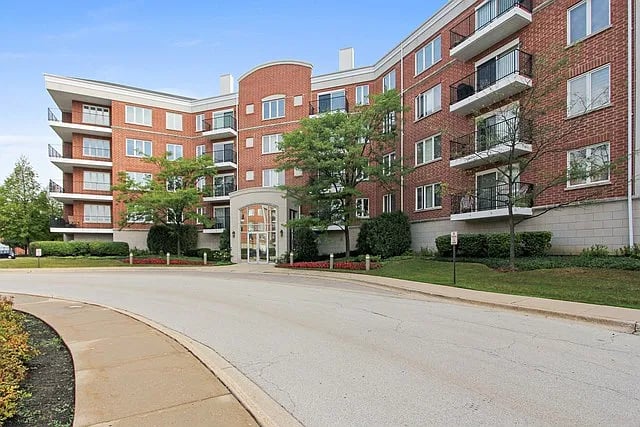 351 Town Place CIR 505