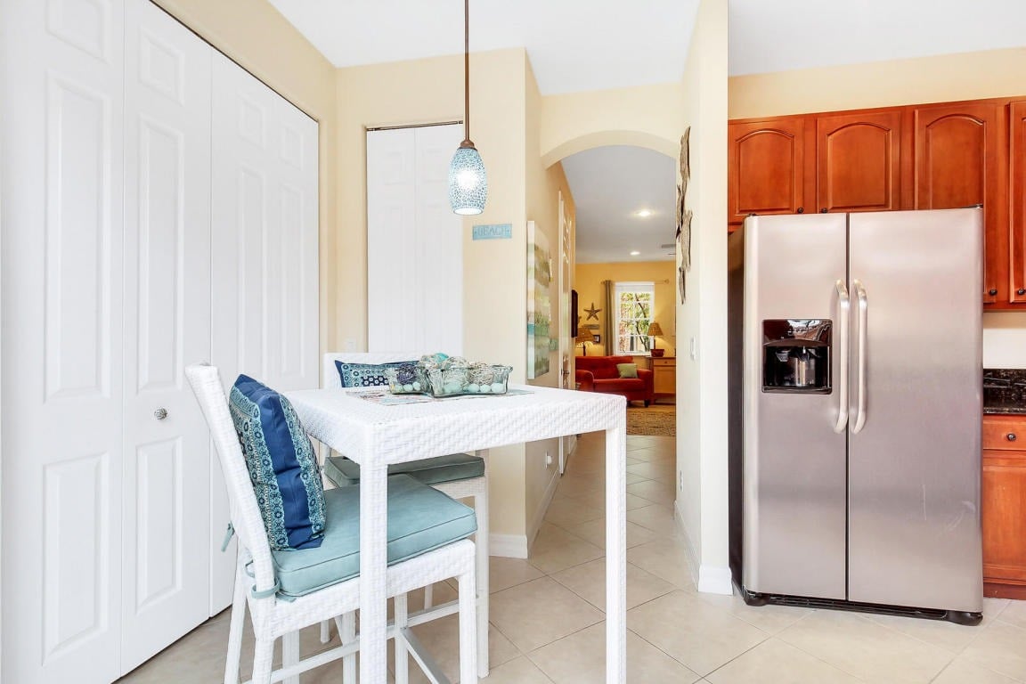 174 Lismore Ln