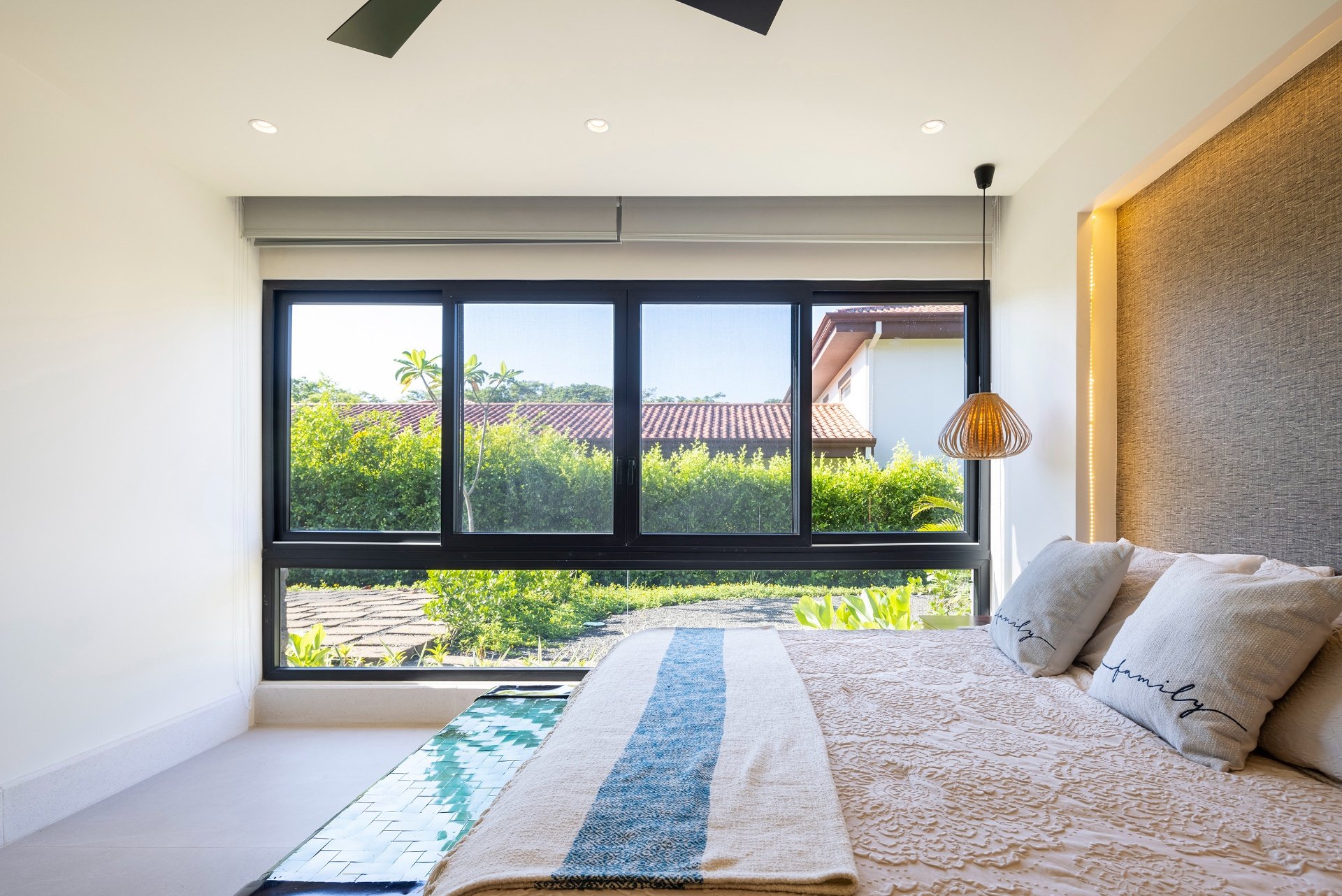 Casa Roacamar:  A Modern Coastal Sanctuary Steps from Playa Bonita