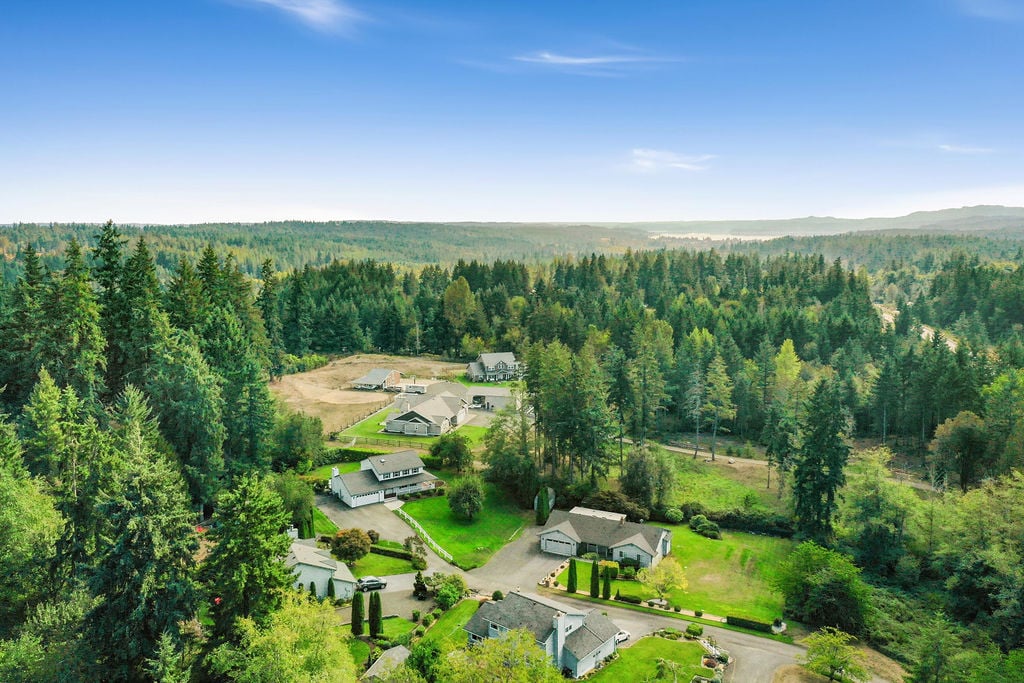 3055 NW Colonial Lane