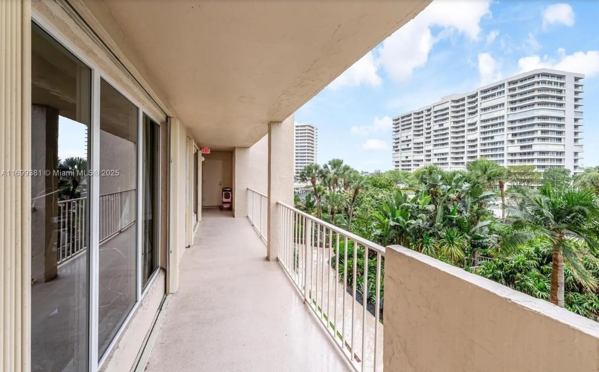 4301 N Ocean Blvd #303A