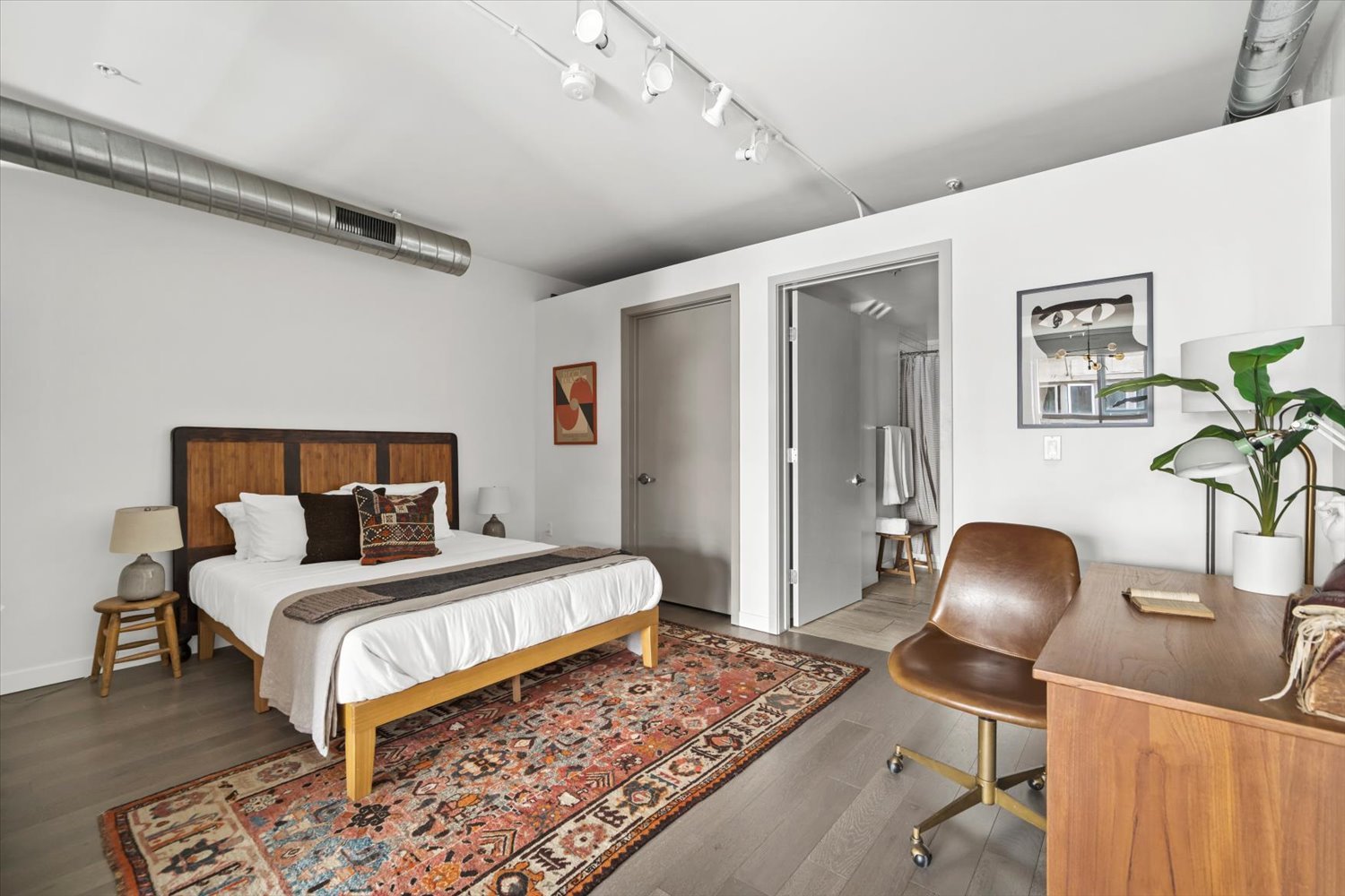 Breathtaking Exposed Brick & Beam Loft at THE BARKER BLOCK