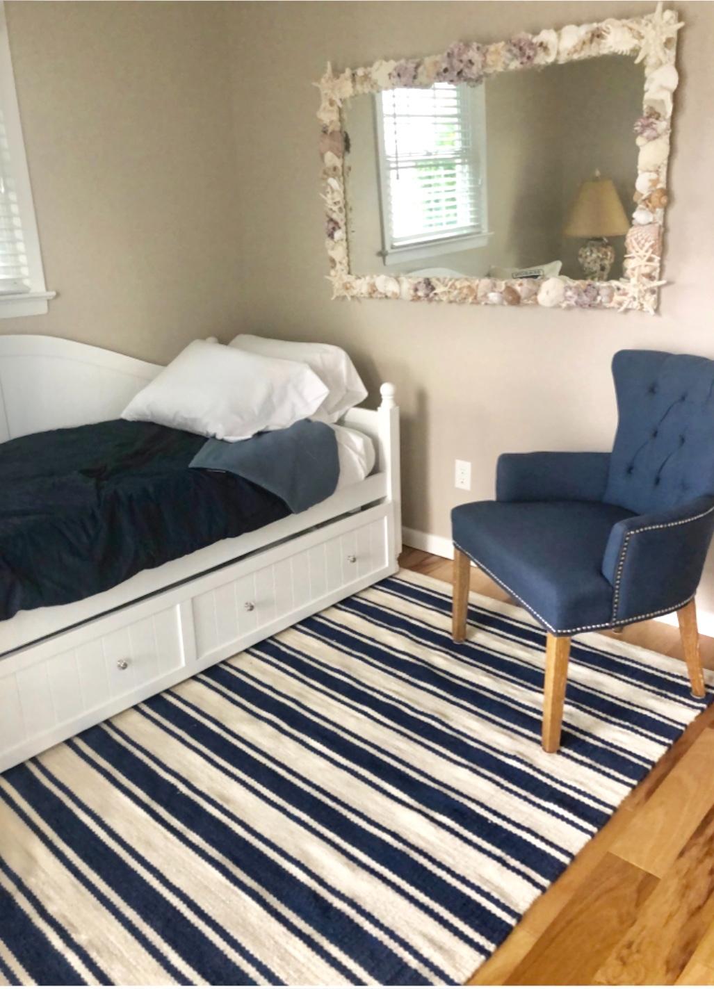 #213 Summer Rental - Newly Renovated 2 Blocks to the Beach