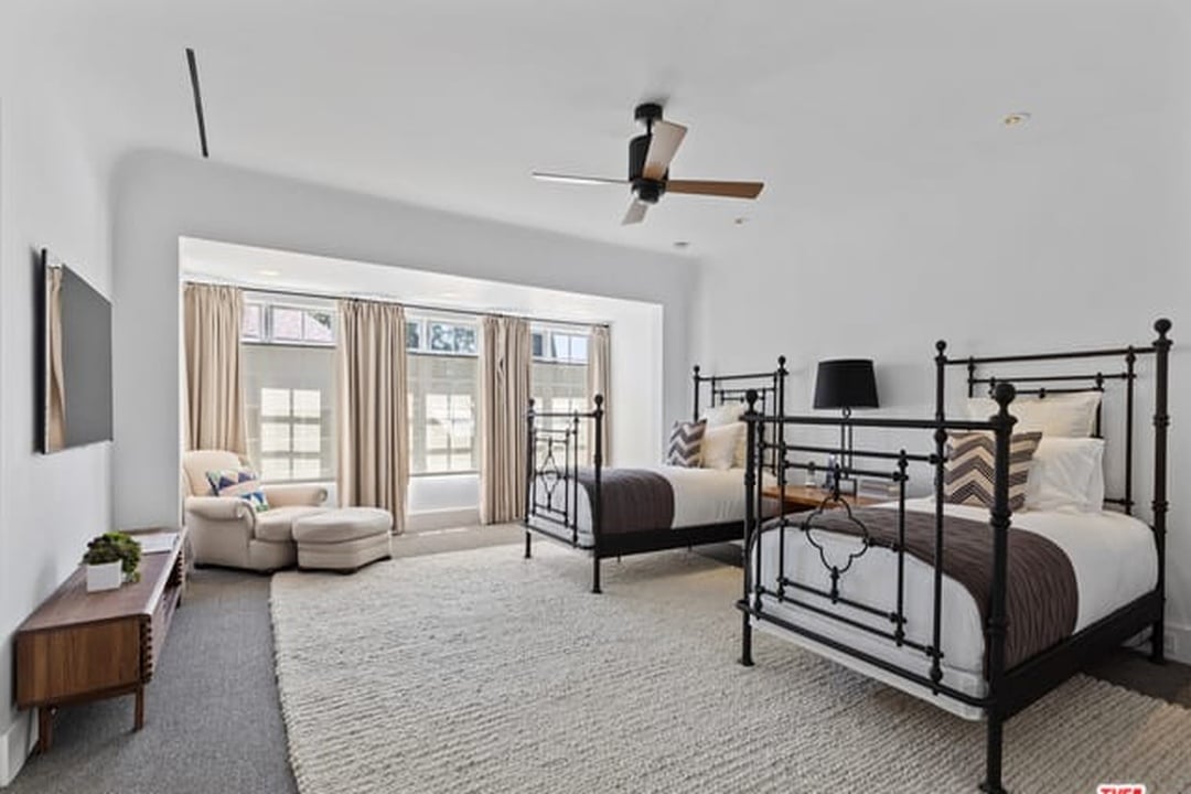 Retreat Grandeur