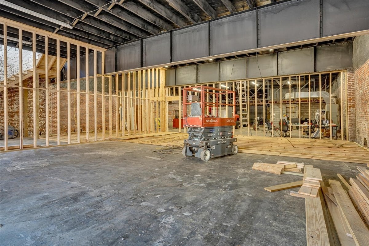 227 S Cedar Ave