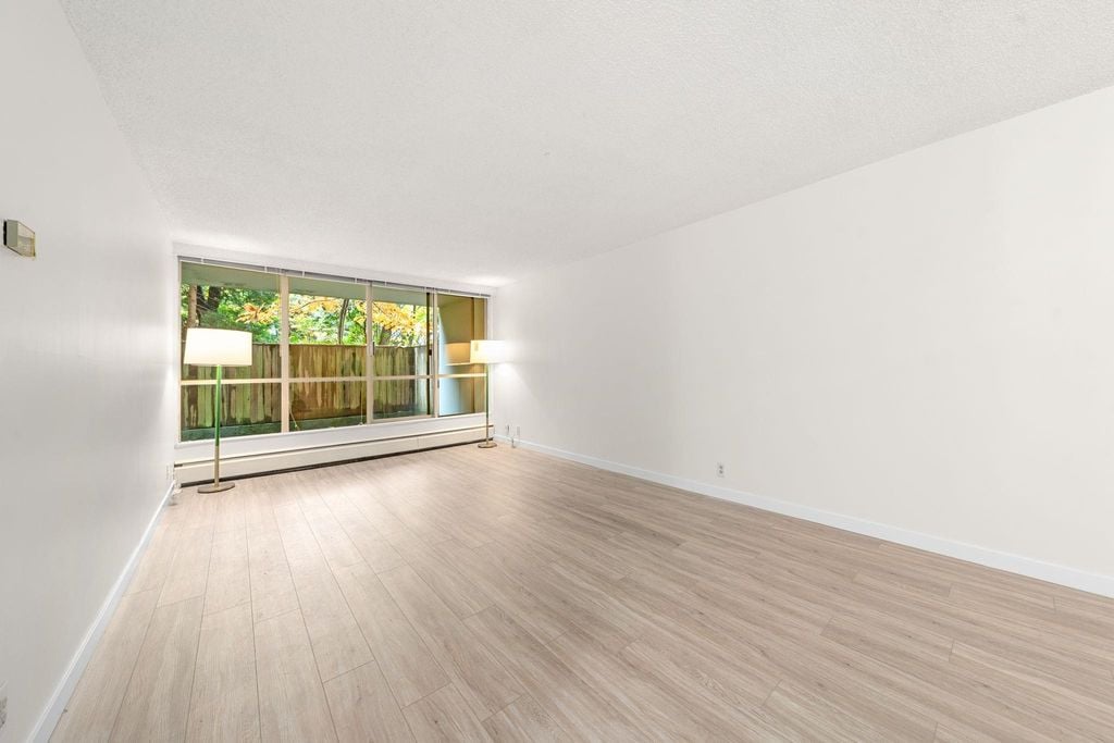 2012 Fullerton Ave, #119
