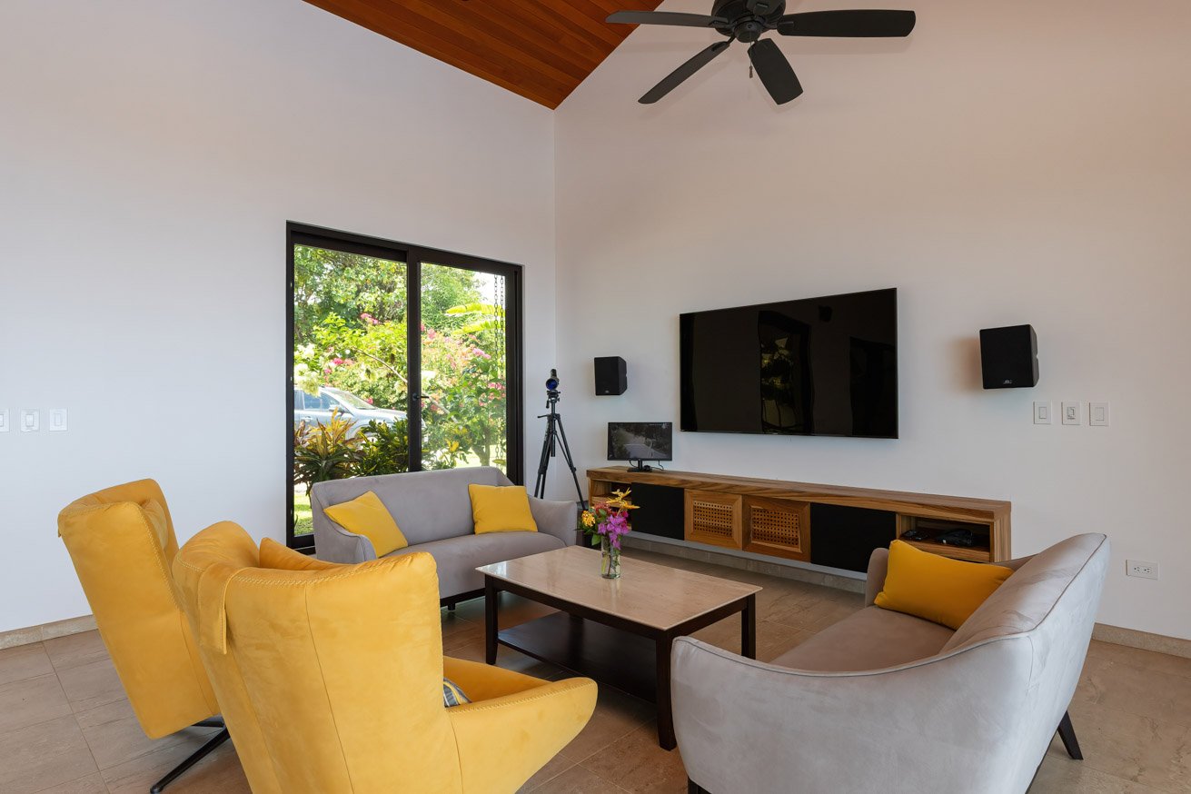 Luxury Ocean View Home in Ojochal Costa Rica | Infinity Pool & Sunset Views