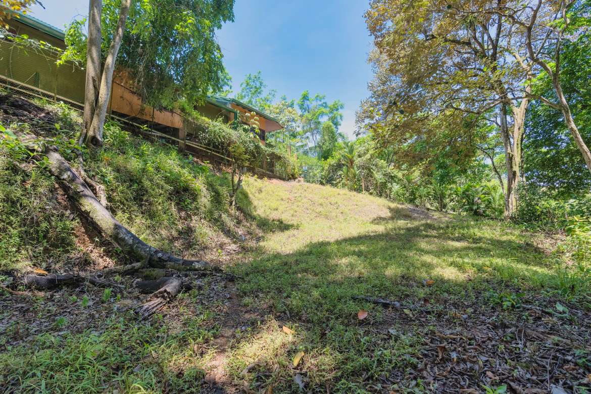Uvita Ready-to-Build Lot Near the Beach – Commercial or Residential Potential