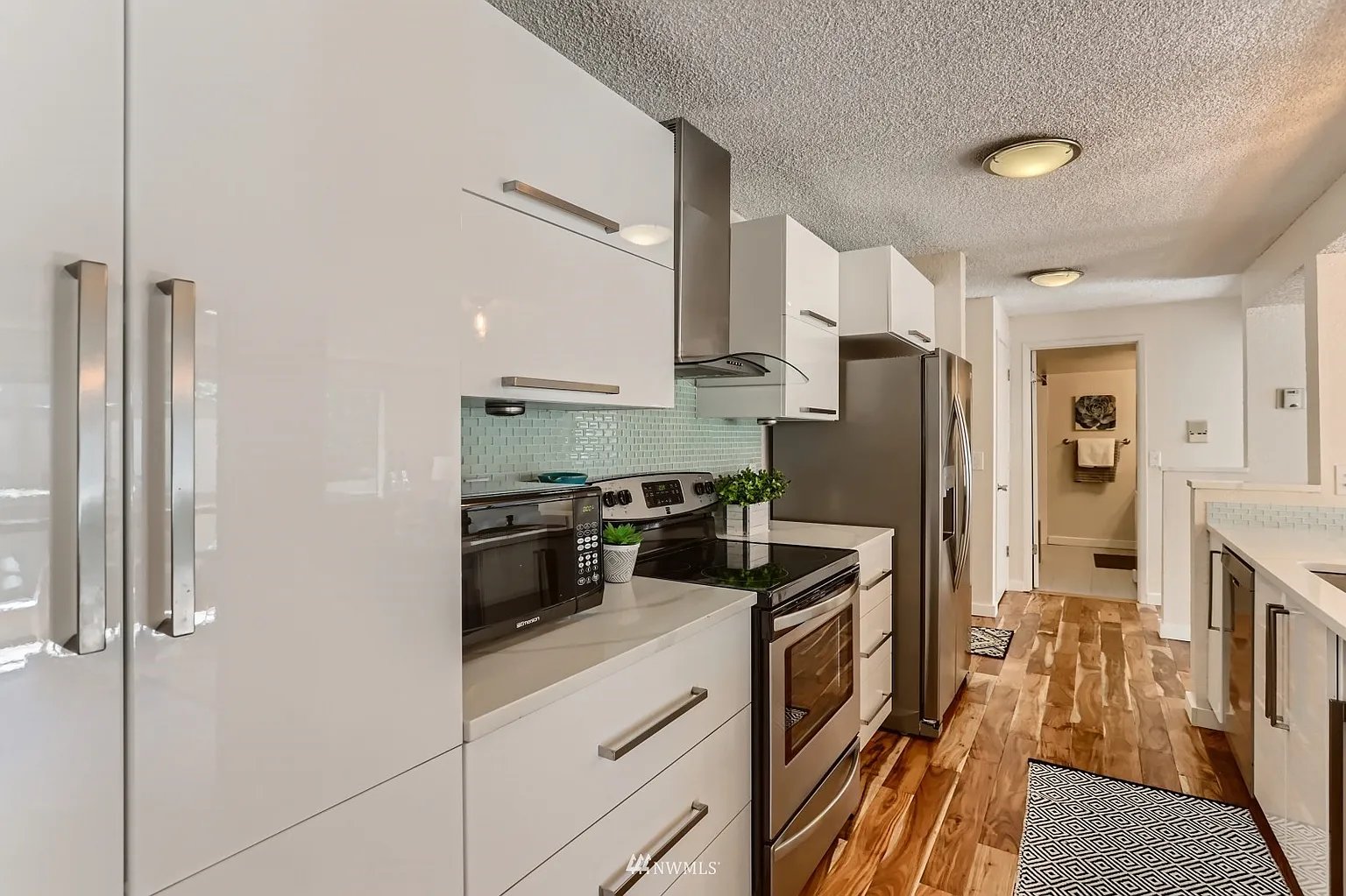 2500 W Manor Pl, #215