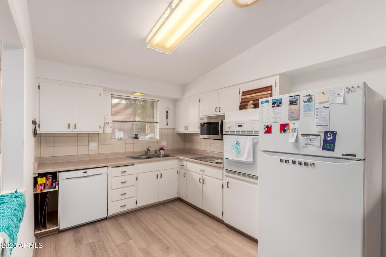 10641 W Oakmont Drive