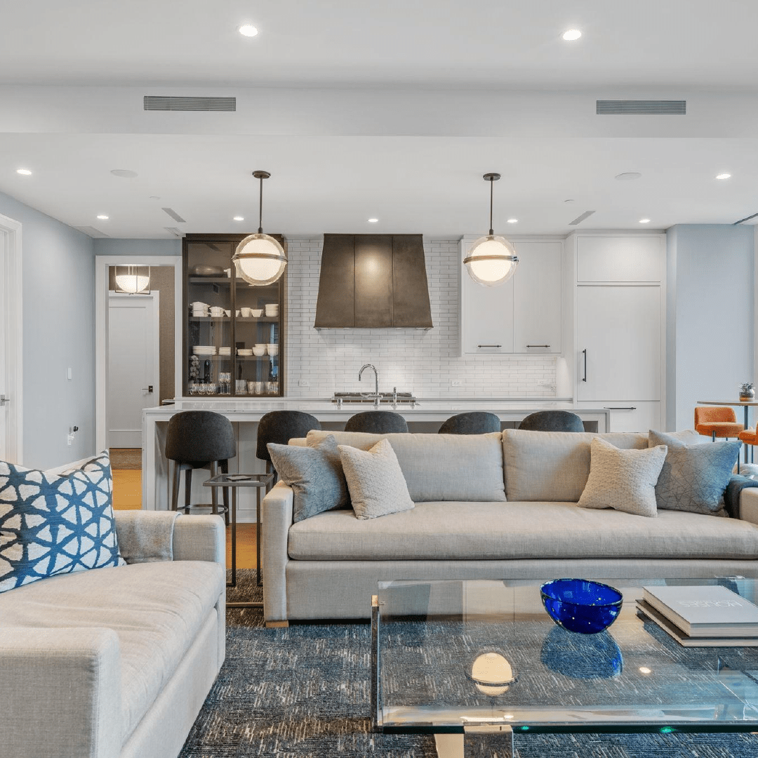 1111 W River Parkway Unit: 10E