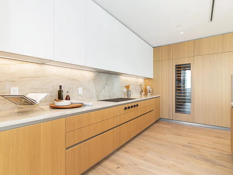 1333 S Flagler Dr #2202