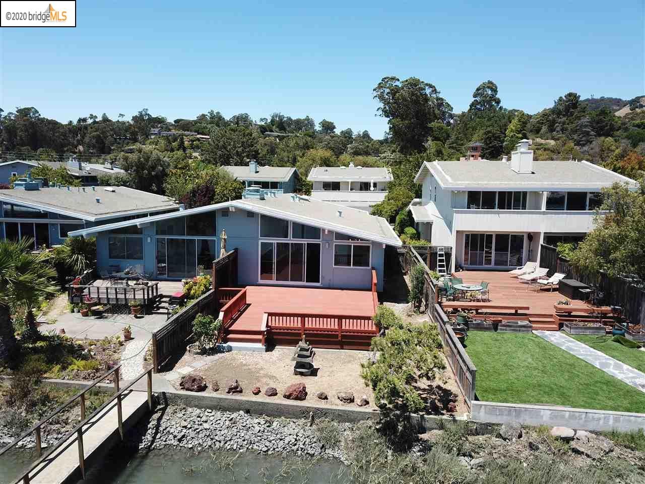 24 Porto Bello Dr