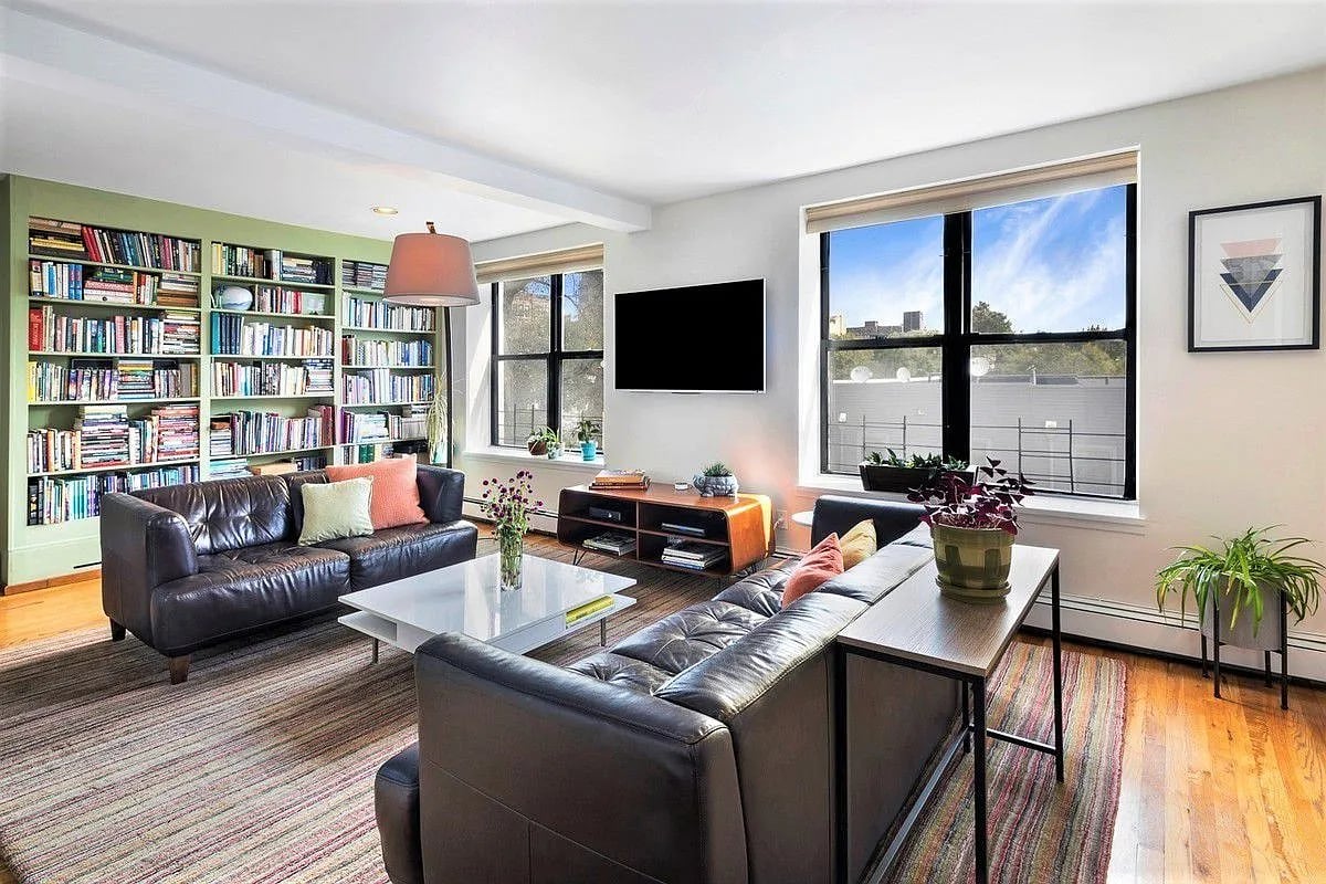 147 S Oxford St #4C4D