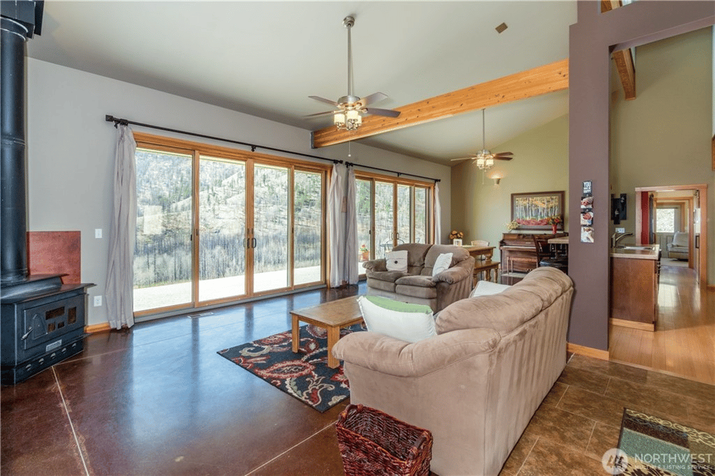 506 Antoine Creek Rd
