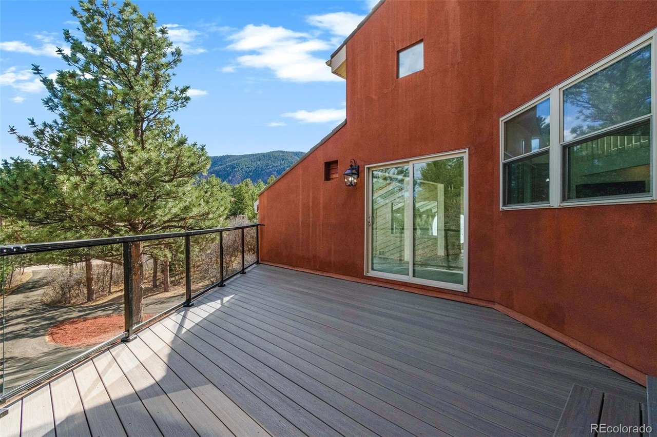 6225 Apache Dr