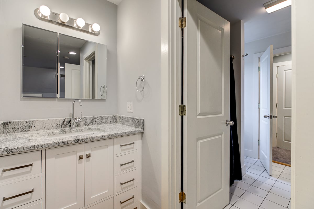 79 Garfield Street, Newport, RI 02840