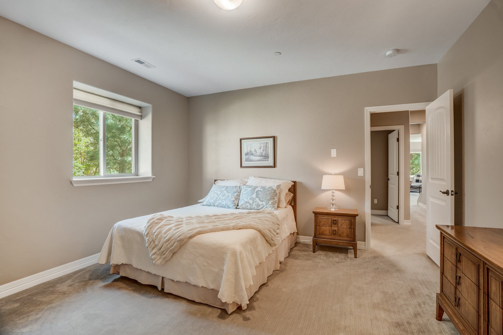429 Stone Cottage Grove