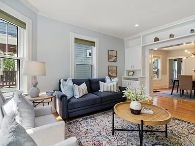 34 Willow Ave #1