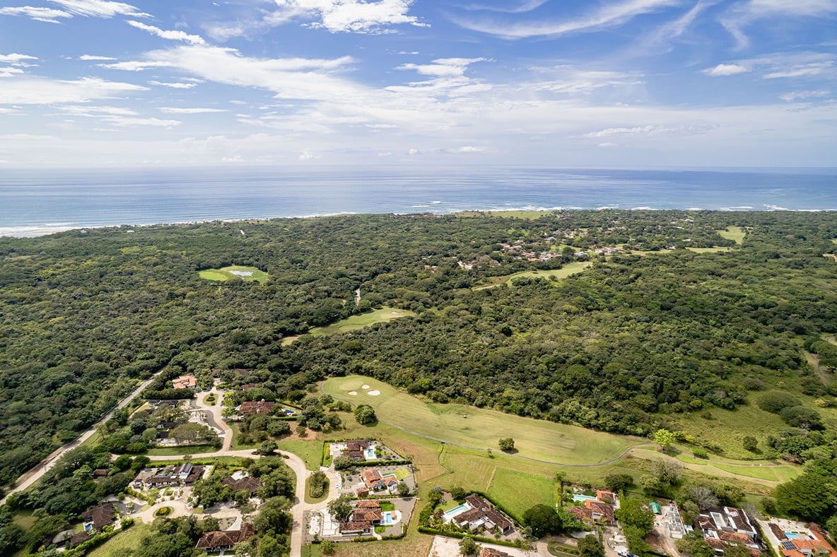 Casa Lapas – Los Almendros 69 | Golf Course View Home in Hacienda Pinilla