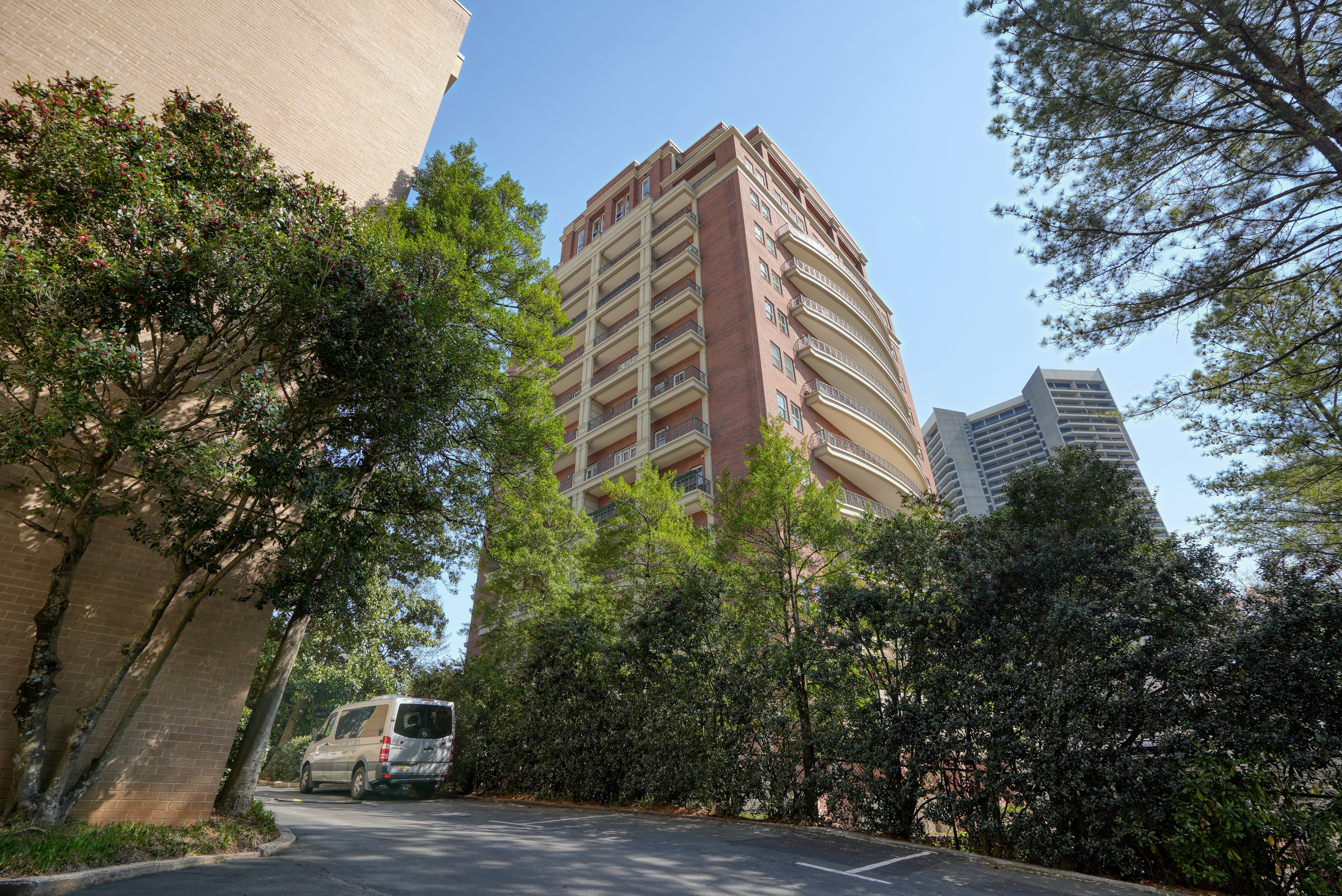 1010 Midtown building exterior