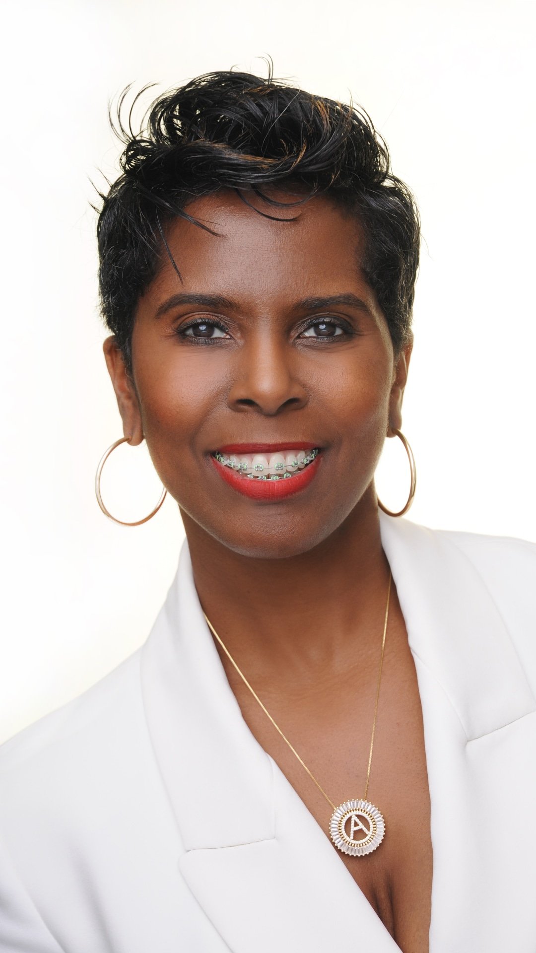 Alexis Wise College Park, MD Real Estate Agent Headshot