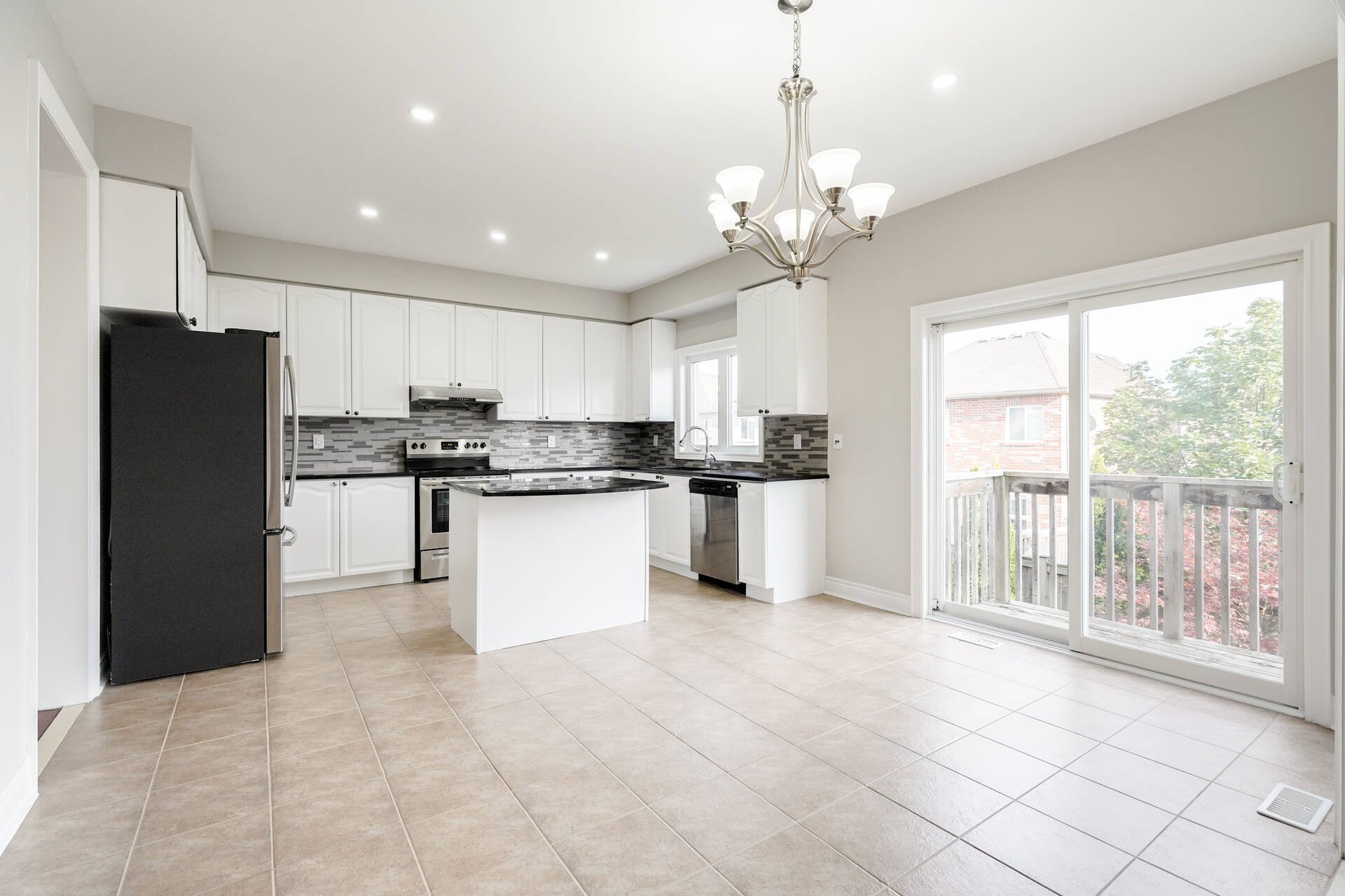 1648 Pennel Drive Unit: Upper