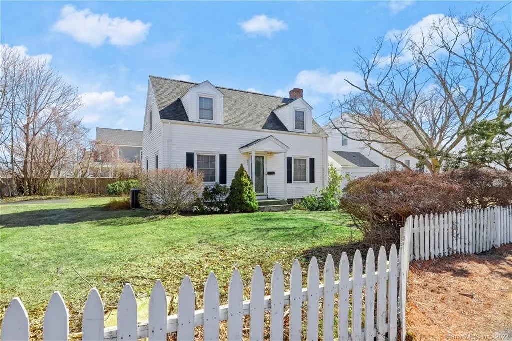 537 South Pine Creek Road