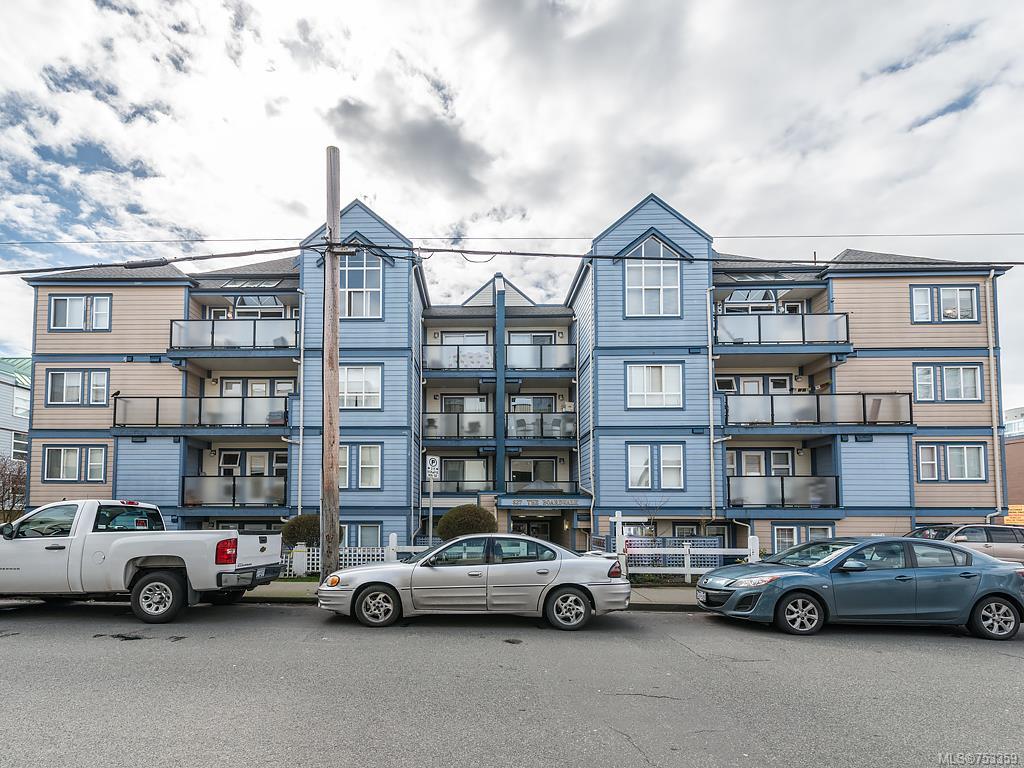 303-827 North Park St