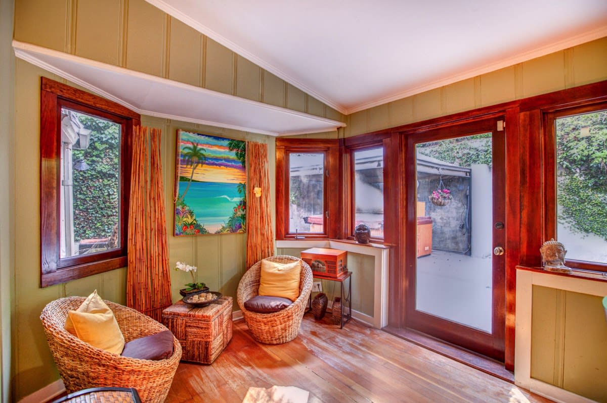 3919 Big Oak Dr Studio City, CA