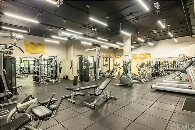 133 The Promenade N Unit 431