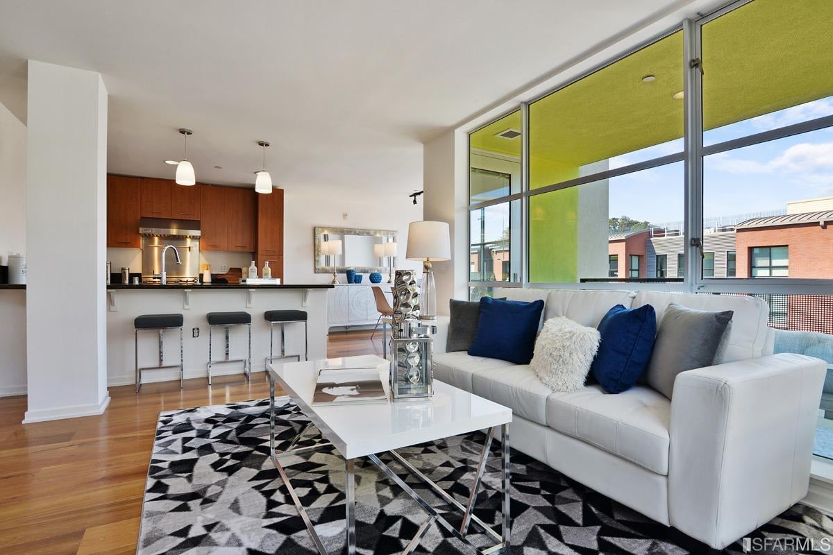 801 Indiana St, #564