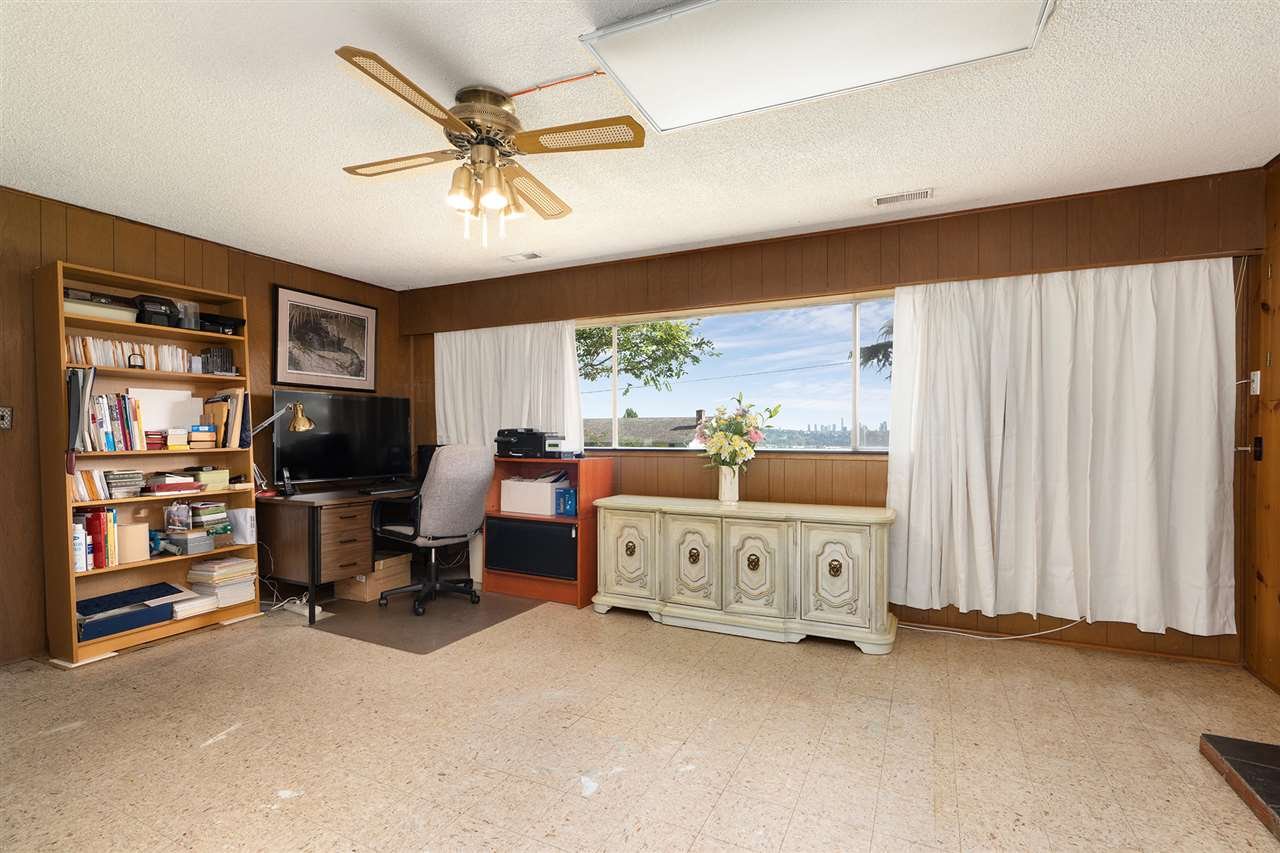 1143 Dansey Avenue, Coquitlam
