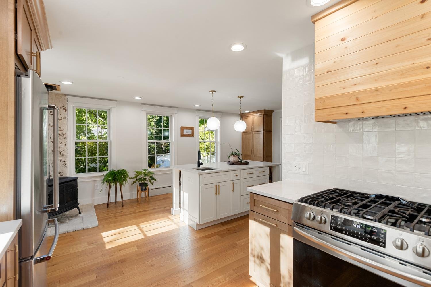 78 Forest St 