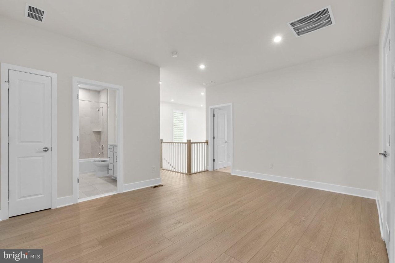 44494 Coalport Sq