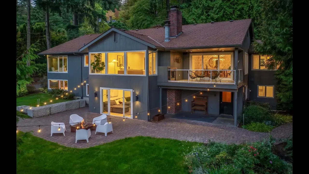 11385 S Breyman Ave - MCM In Dunthorpe
