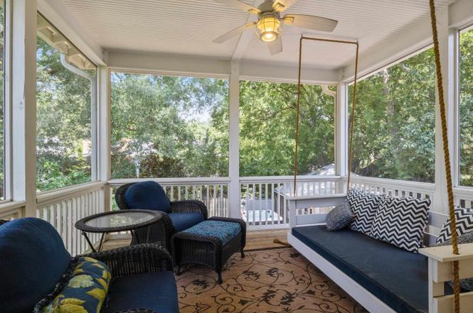 200 W Roanoke Park Dr