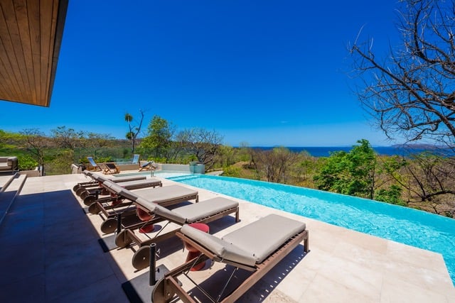 W6 | Architect-Designed Ocean-View Villa in Reserva Conchal
