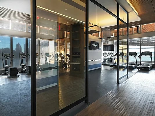 252 South Street Unit: 8J