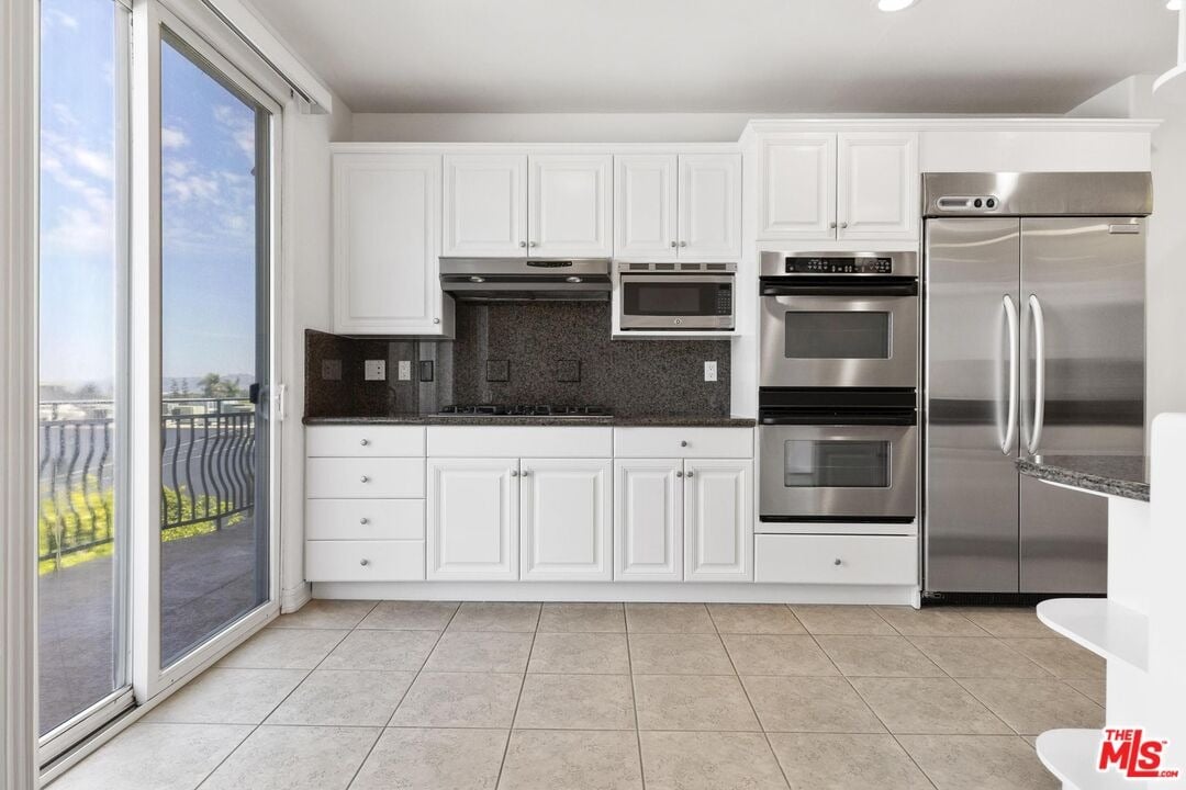 1450 S Beverly Dr #404