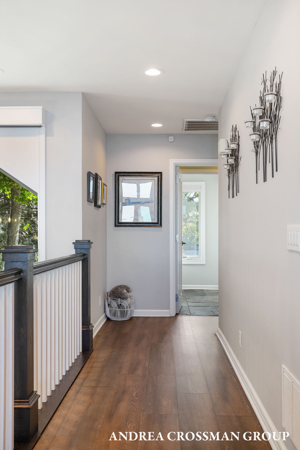 9565 Whispering Sands Dr