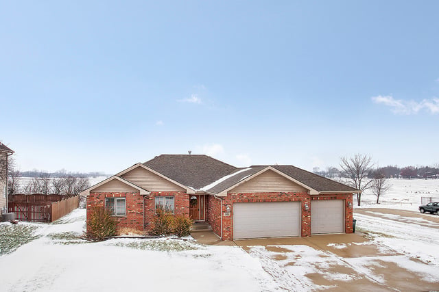 501 Kingston Dr