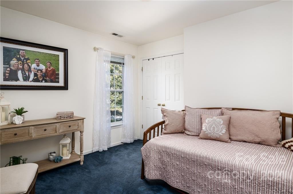 8815 Baffin Ct