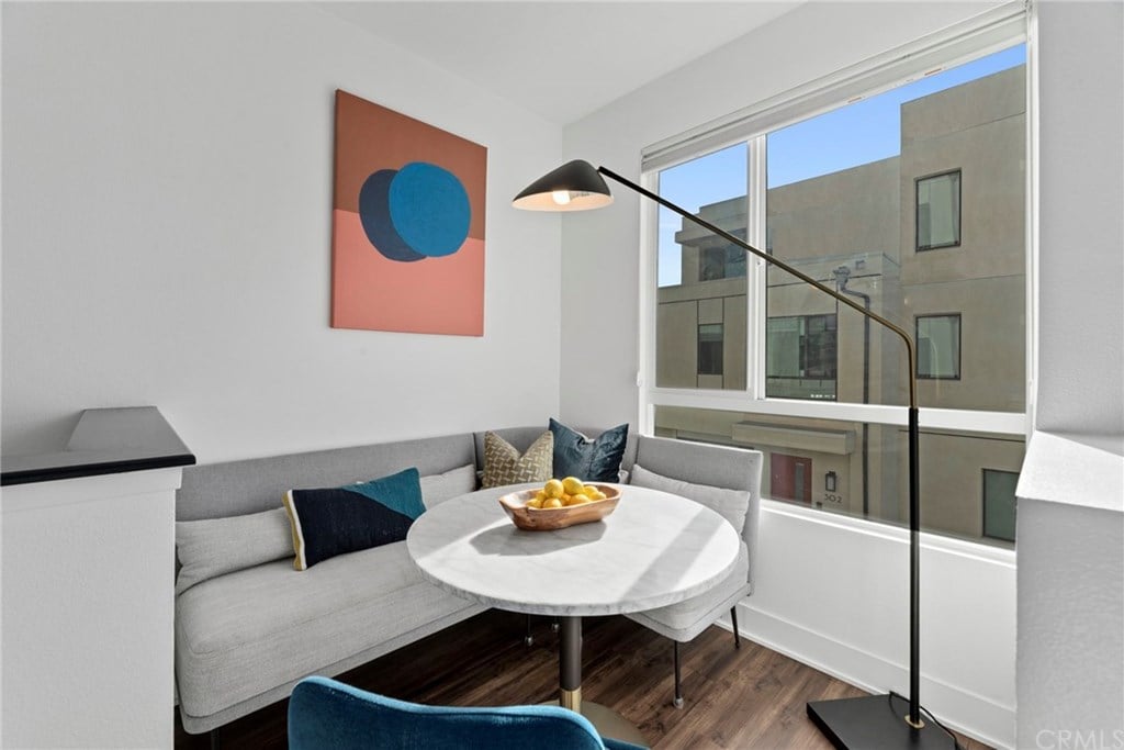 118 S Avenue 50, Unit 203