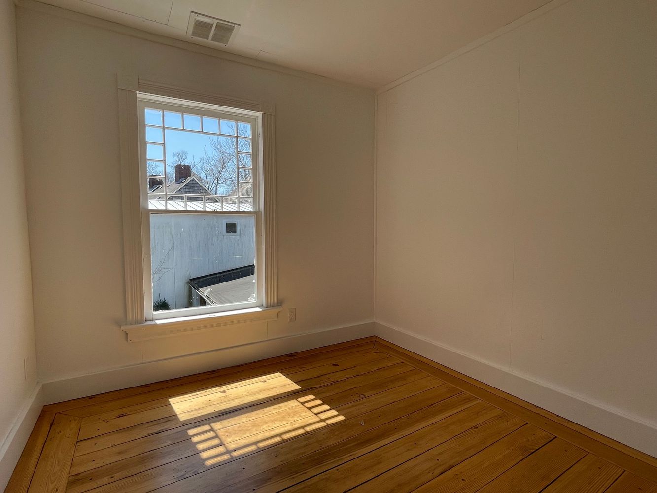 3 Madison Street 