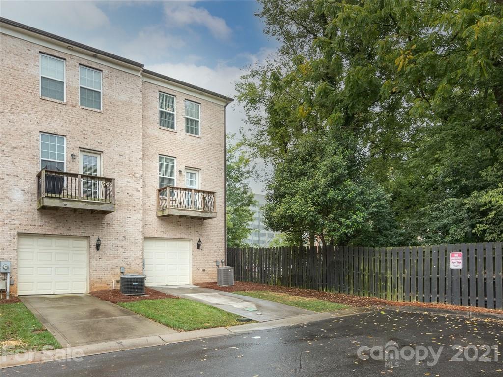 249 Irwin Ave