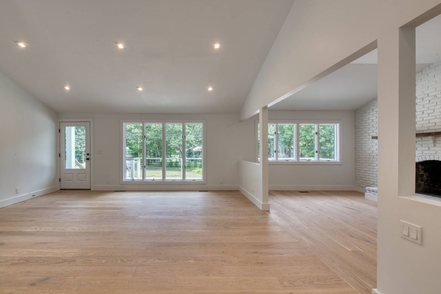 32 Laurel Trail