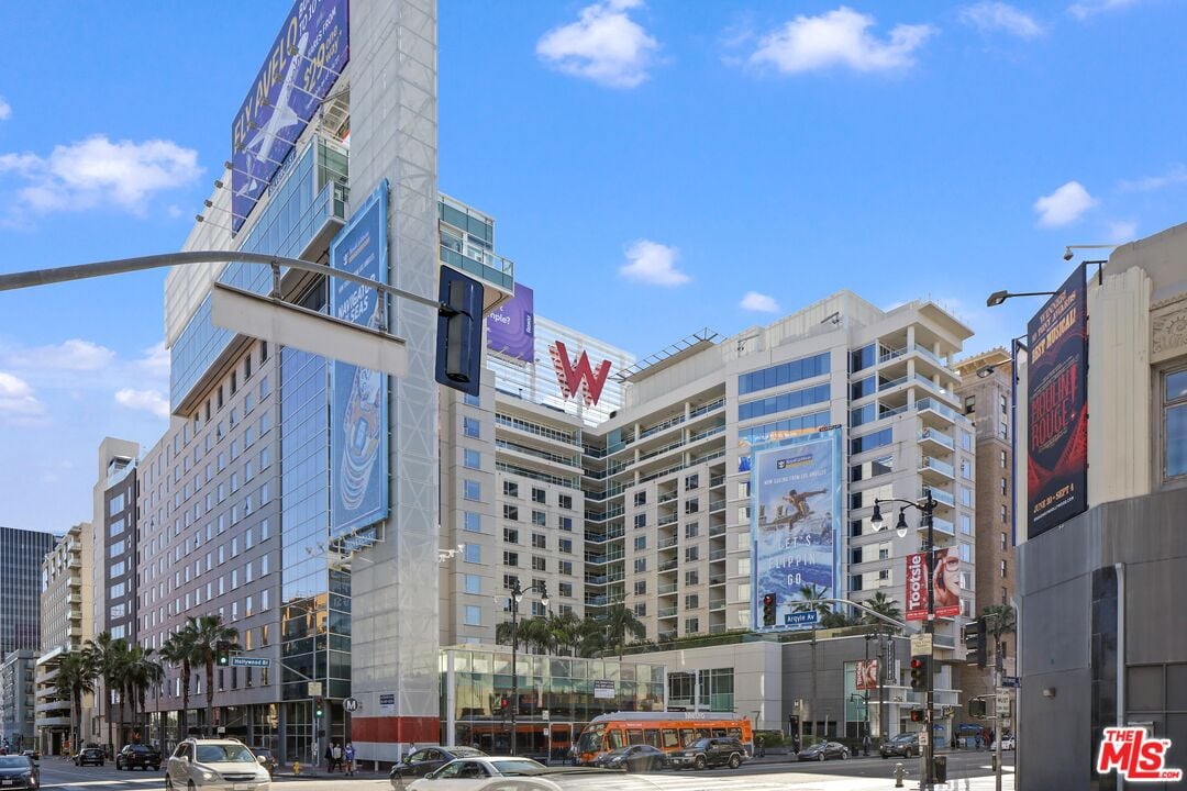 6250 Hollywood Blvd, #5J