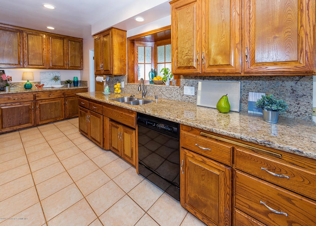 1626 Wildwood Dr