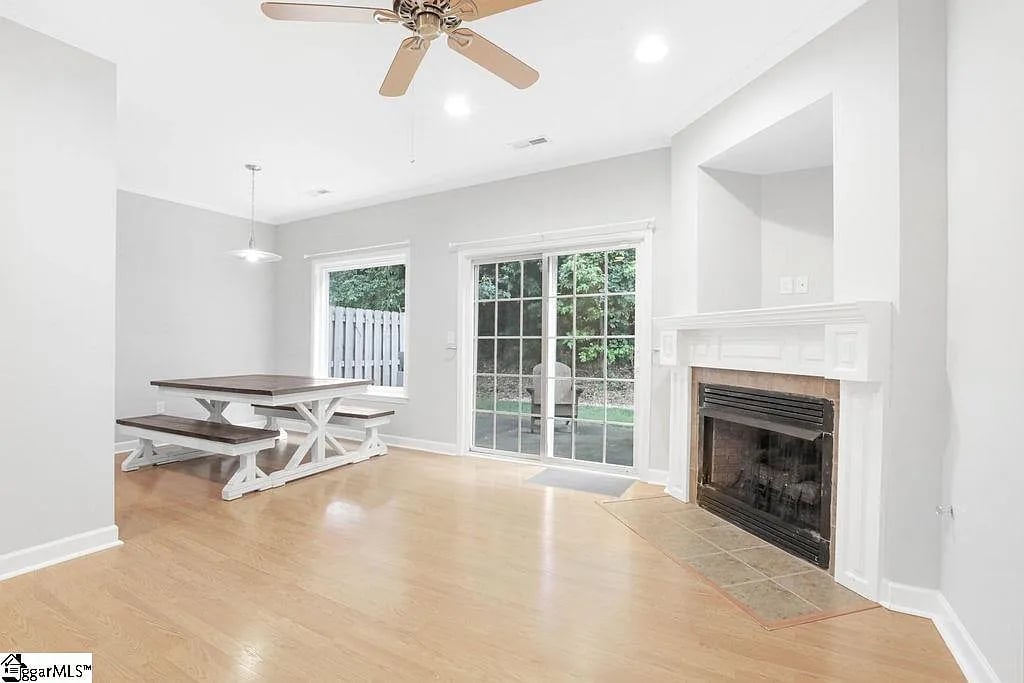 213 Biddeford Pl